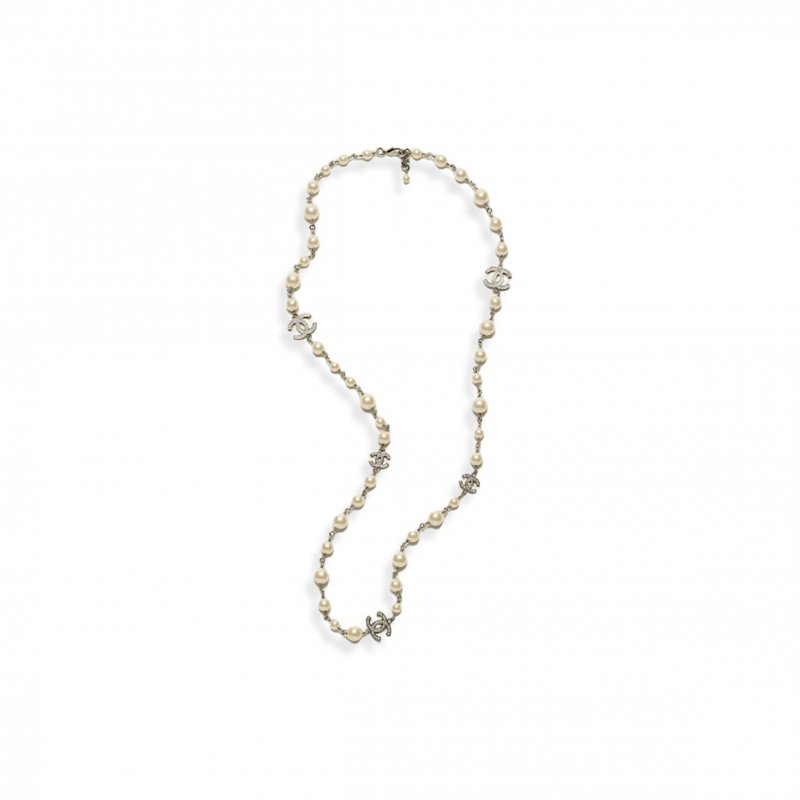 (image for) CHANEL PEARLS AND CC RHINESTONES LONG NECKLACE A36121