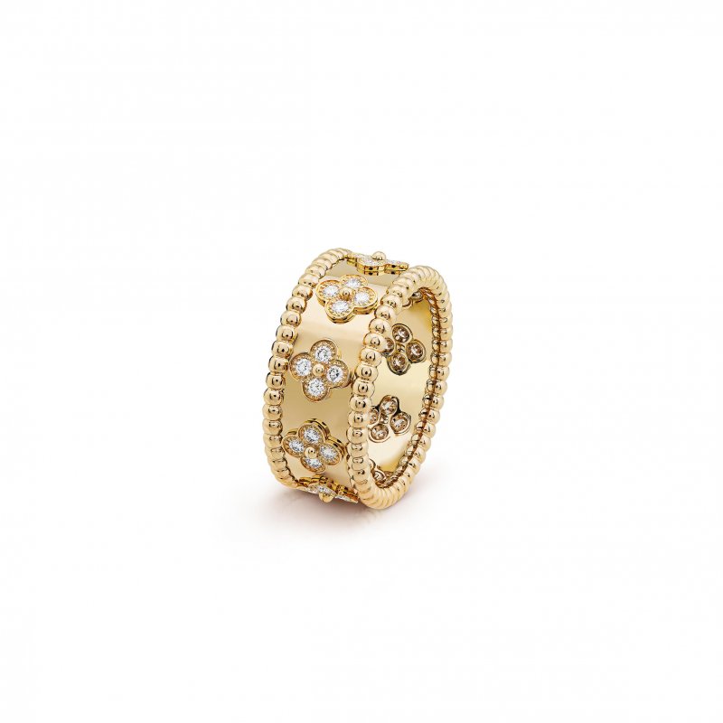 (image for) VAN CLEEF ARPELS PERLÉE CLOVERS RING, SMALL MODEL - YELLOW GOLD, DIAMOND VCARO9NC00