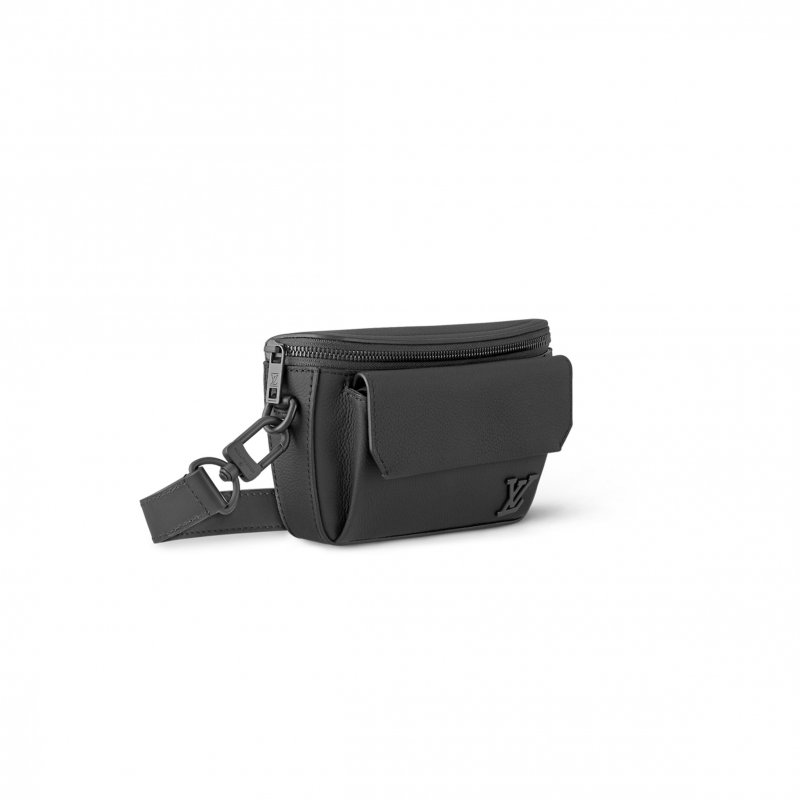 (image for) LOUIS VUITTON PILOT WEARABLE WALLET M83563 (20*12*5.5cm)