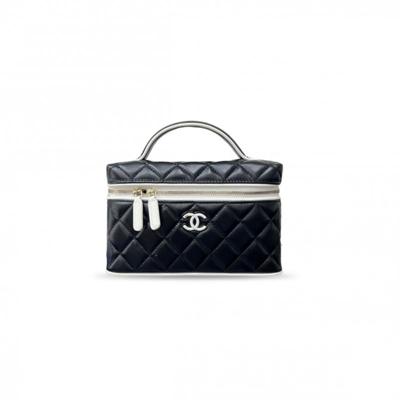 (image for) CHANEL 26S CHAIN COSMETIC CASE VANITY BAG LAMBSKIN GOLD METAL (19.5*17*5cm)